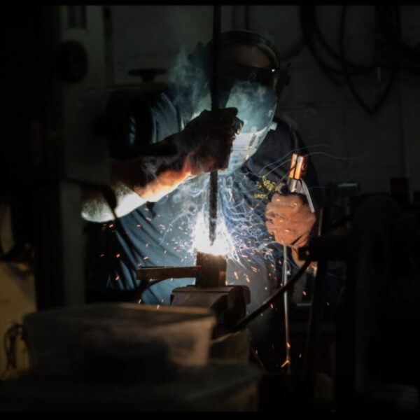 Master the art of knifemaking in this 5-day intensive course in Kilkenny. Guided by Patrick Joseph. Limited spaces. No experience needed.